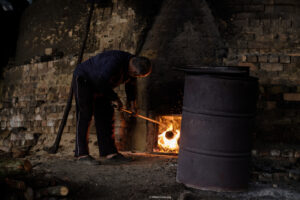 Kilang Arang Kuala Sepetang: Photowalk, Suasana & Refleksi Jurugambar